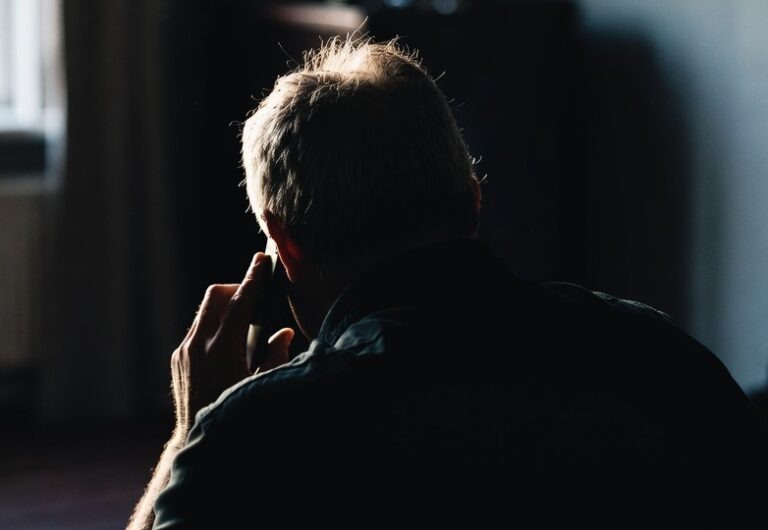    700 тысяч рублей «задекларировал» мошенникам житель Оренбурга Оренбуржье