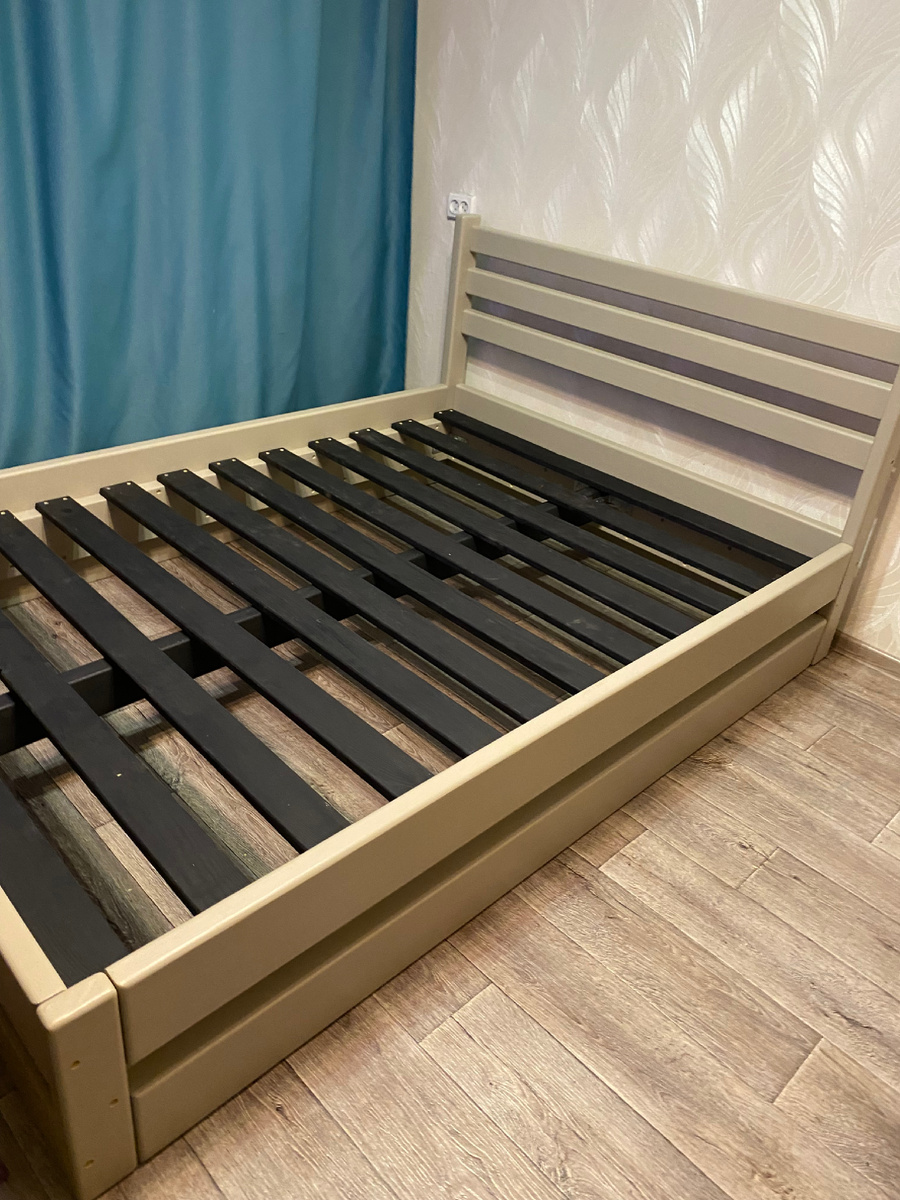 Размер кровати 190х140см по матрасу