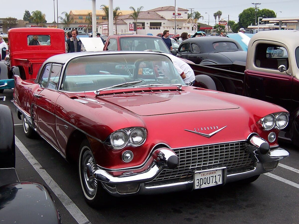   Cadillac Eldorado Brougham
