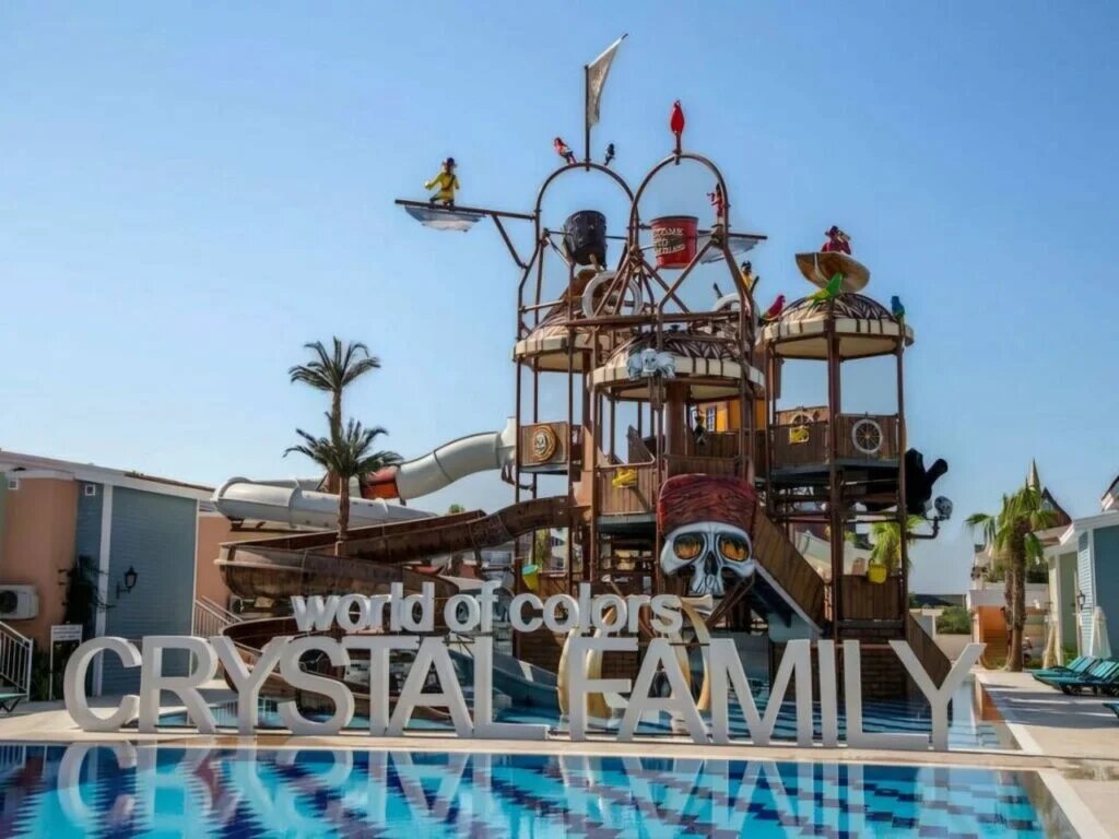 Один из главных плюсов отеля - аквапарк на территории