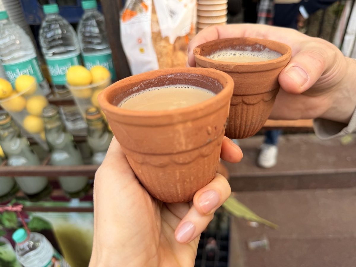 Кулхар, бхар и шикора - это всё названия глиняных стаканчиков в Индии