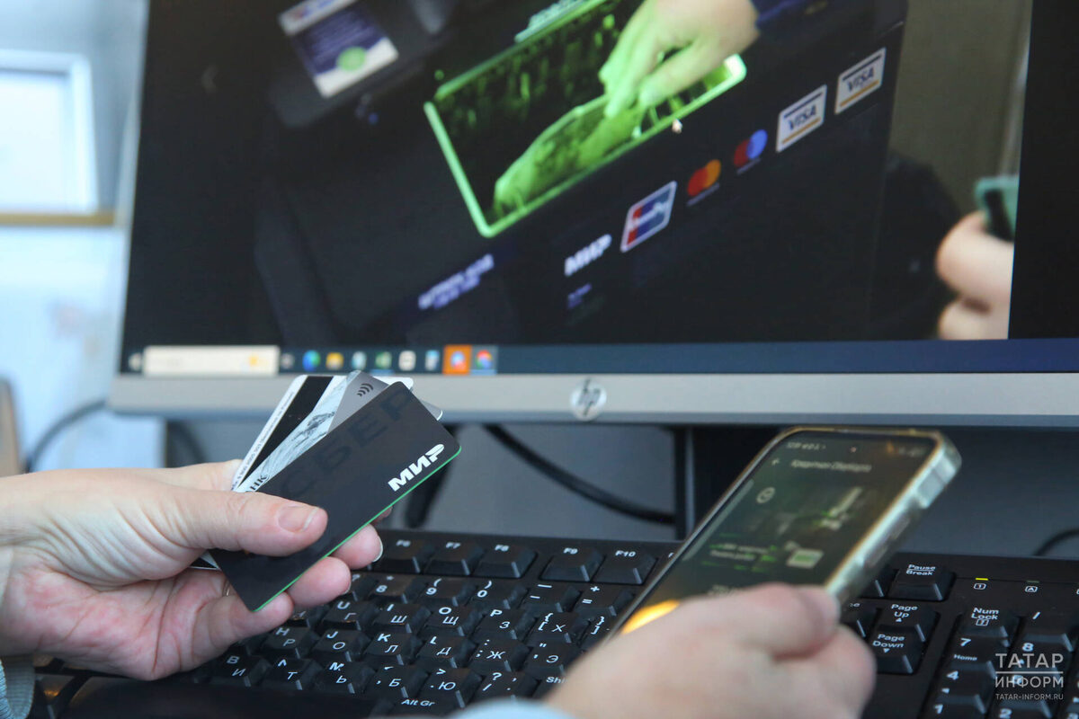 Кибермошенники не жалеют никого – обманывают одиноких пожилых людей, мам в декрете, забирают все до последнегоФото: © Султан Исхаков / «Татар-информ»