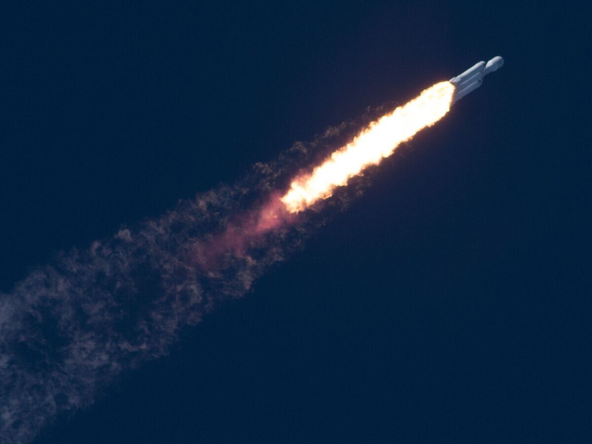    Ракета-носитель Falcon Heavy компании SpaceX успешно стартовала с мыса Канаверал. 6 февраля 2018 | © РИА Новости / SpaceX Flickr