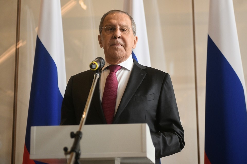    Лавров: В поддерживающей Киев Германии взыграло нацистское прошлое Алексей БУЛАТОВ