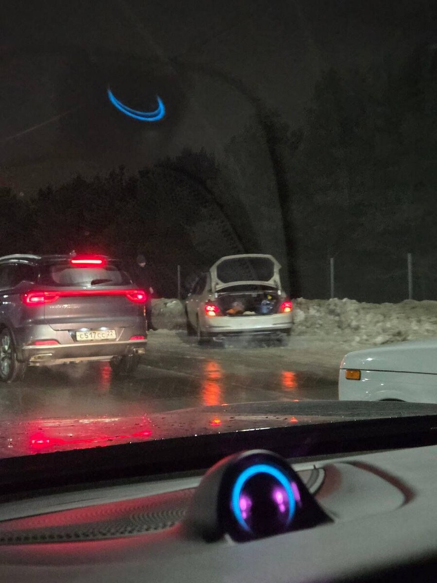    ДТП на Правобережном тракте. Источник: "В курсе 22"