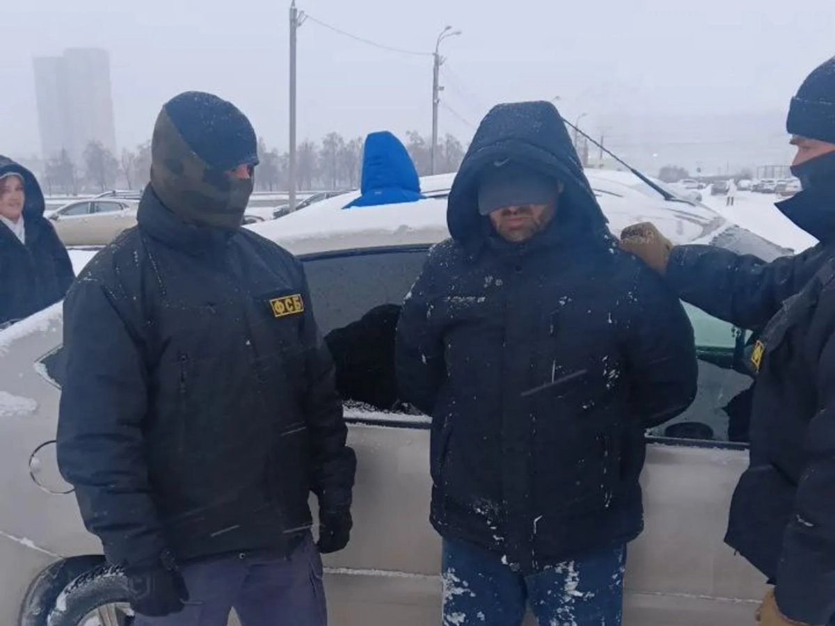    Представитель диаспоры был задержан с поличным