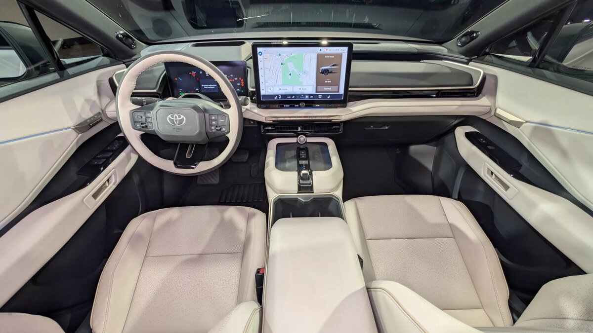    Toyota Highlander   
Stephen Rivers/Carscoops