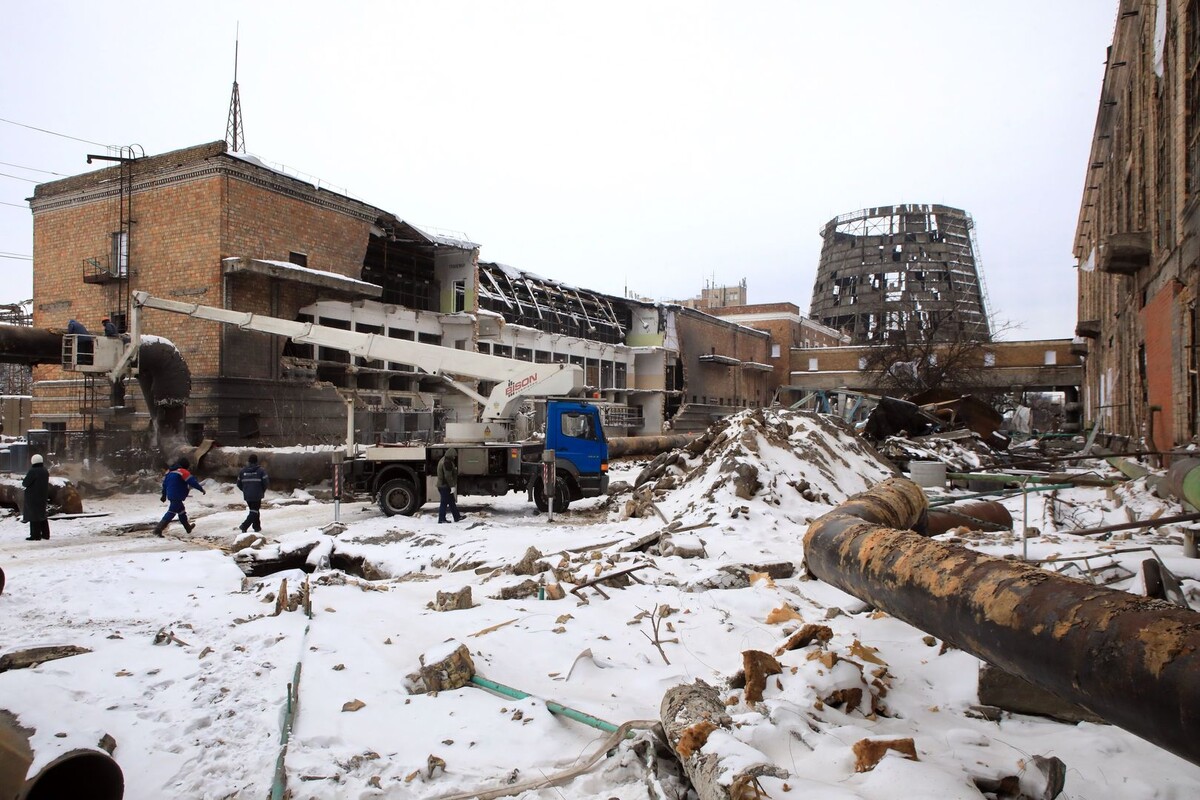    Поврежденная ТЭЦ в Киеве / Источник: © Volodymyr Tarasov/Keystone Press Agency/Global Look Press