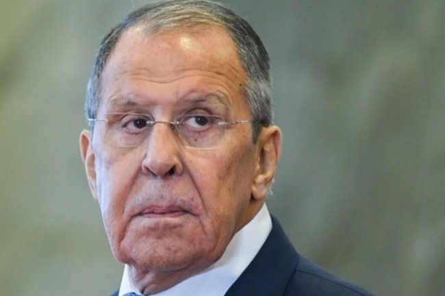 Лавров обвинил Макрона в жульничестве