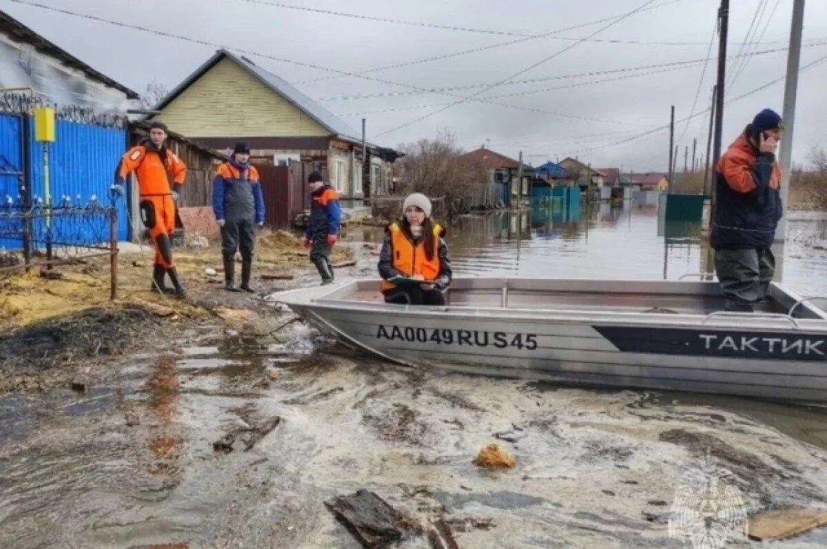    В Зауралье паводок часто доставляет неприятности
