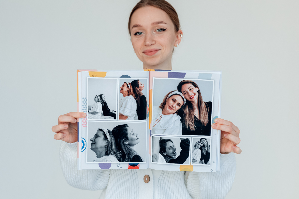 Сделать фотосессию с мамой, а потом распечатать альбом? Это то, что я называю идеальным подарком!