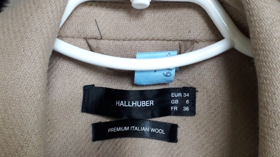 Посещаю второй секонд хенд за неделю. Расспродажа верхней одежды-1 400 за килограмм