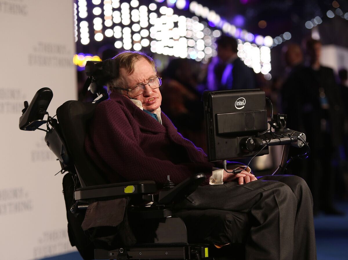    Британский ученый Стивен Хокинг | © AP Photo / Invision/Joel Ryan