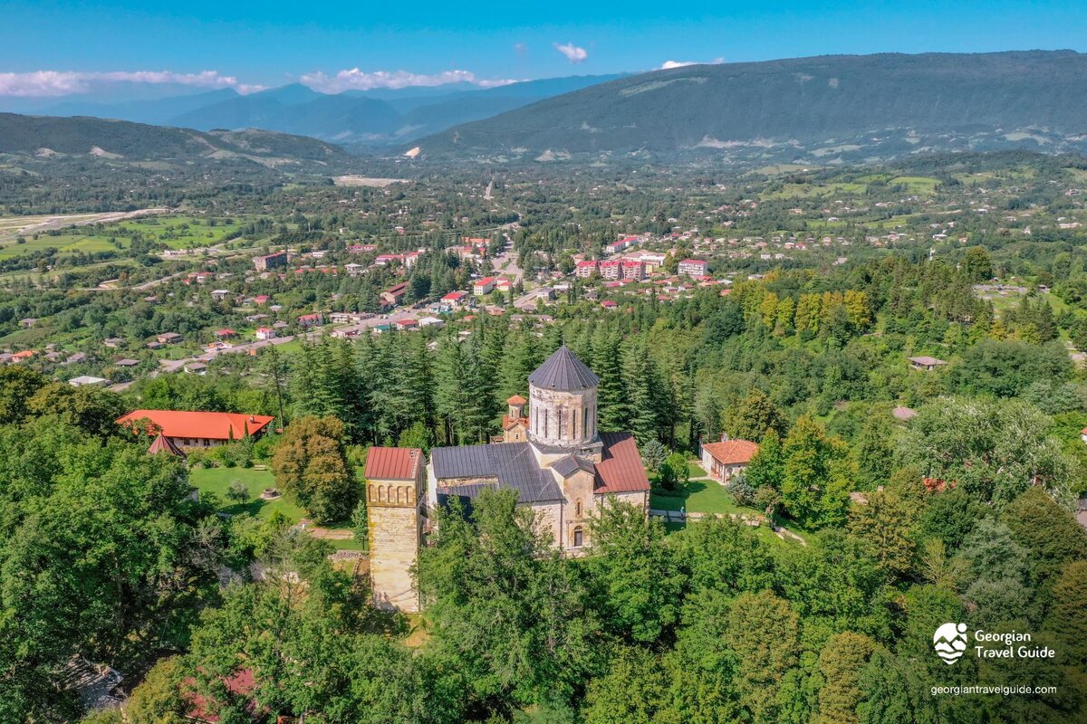 https://georgiantravelguide.com/ru/martvilis-monasteri