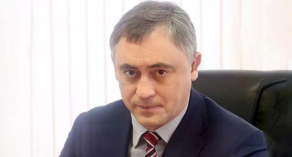 Уехавшего из России экс-замминистра ЖКХ Свердловской области заочно арестовали за взятки