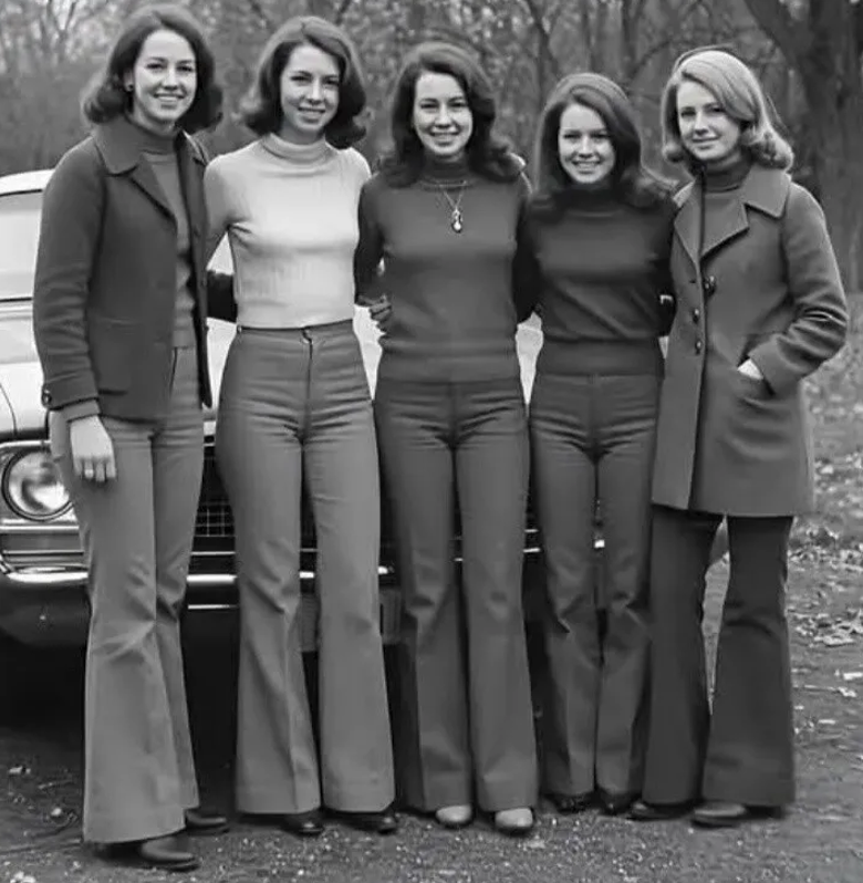 С такими я бы погулял в те годы...