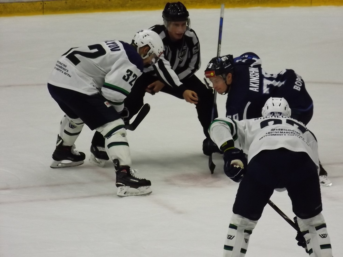 В Ханты-Мансийске "Буран" побеждал "Югру" 4 раза!