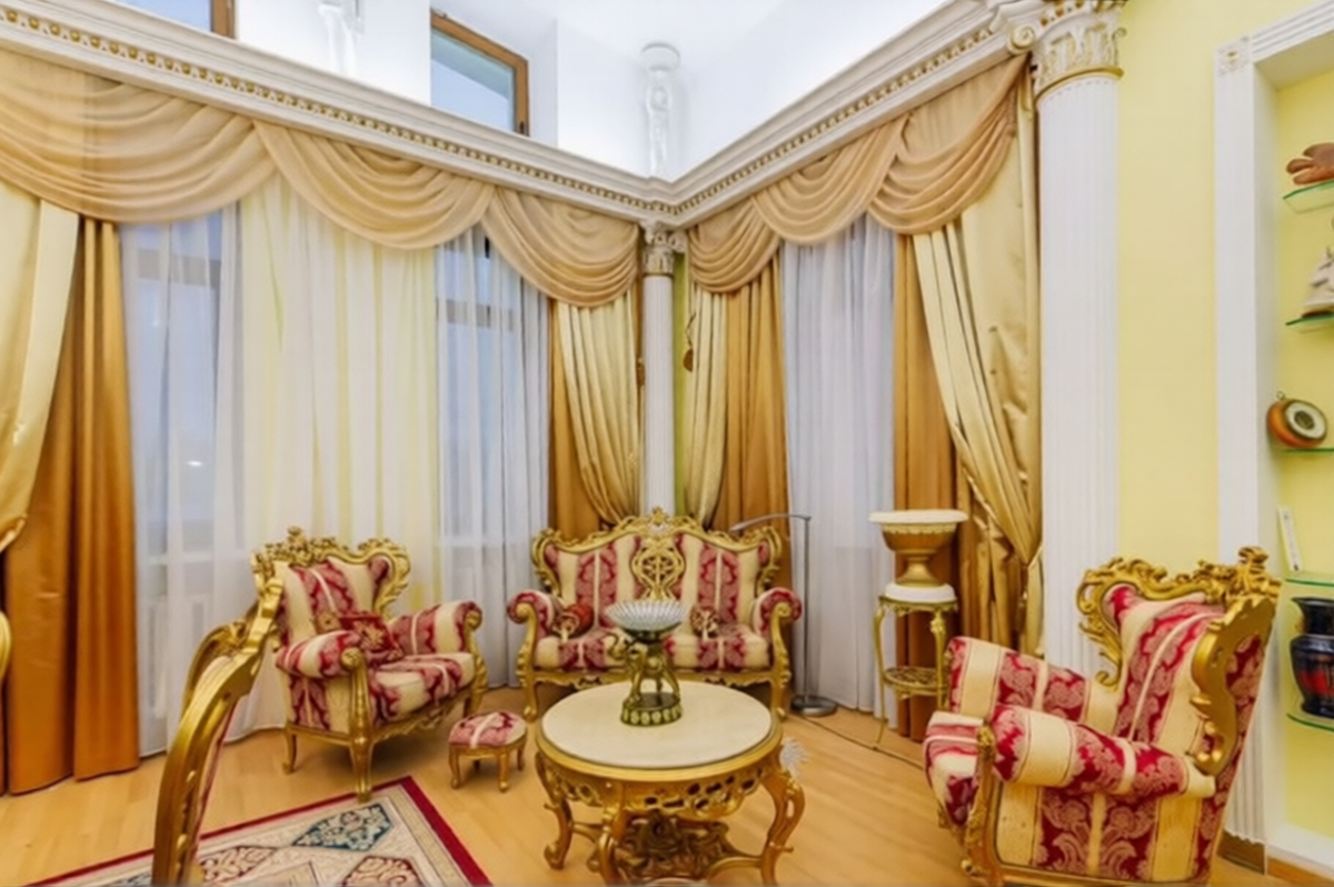 Скриншот с сайта Avito.ru. Листайте галерею.