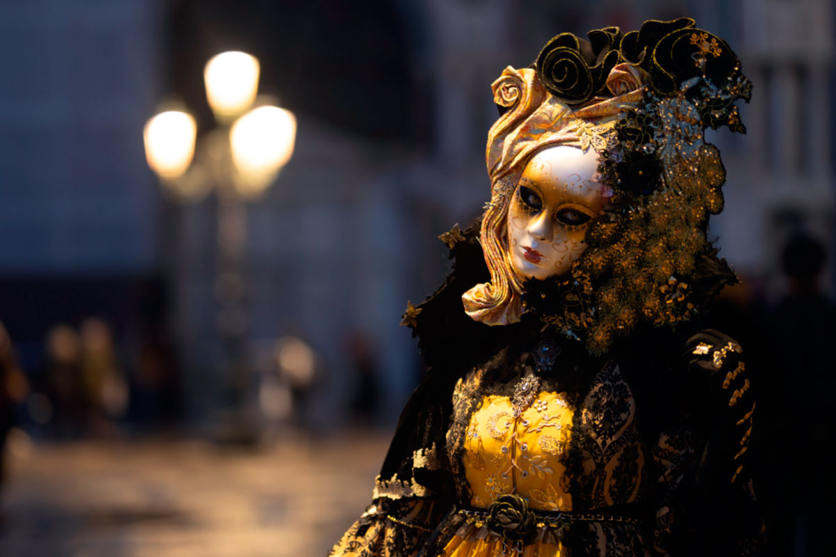 Боги и демоны не исчезли, просто у них появились новые имена