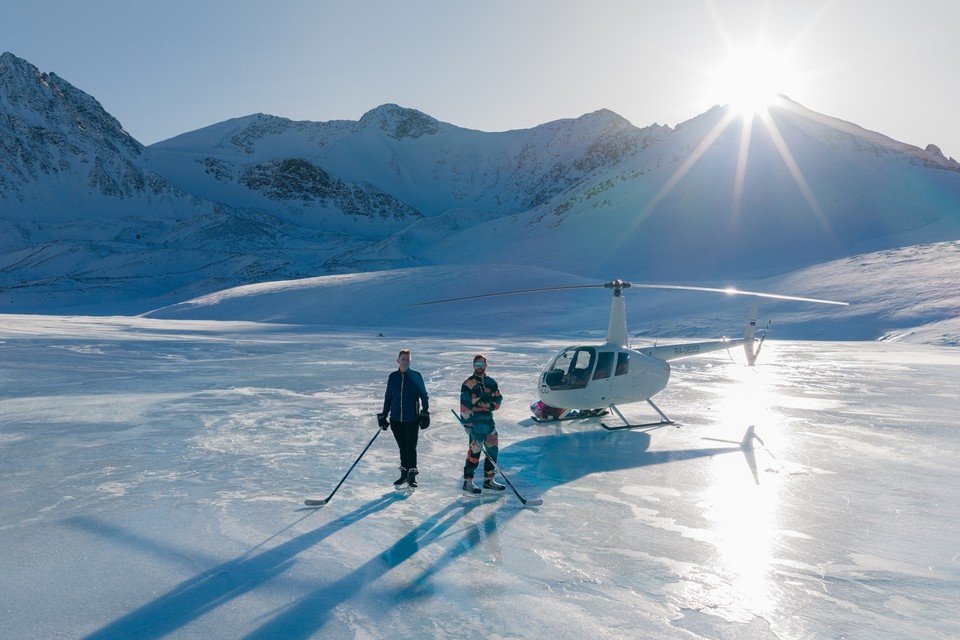    Игра прошла на льду высокогорного озера из личного архива героя(ев) публикации