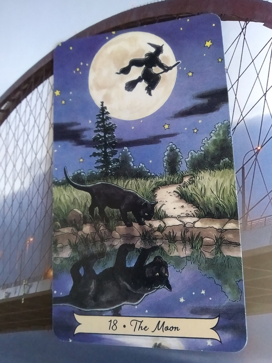 Аркан Луна - Таро Повседневной Ведьмы