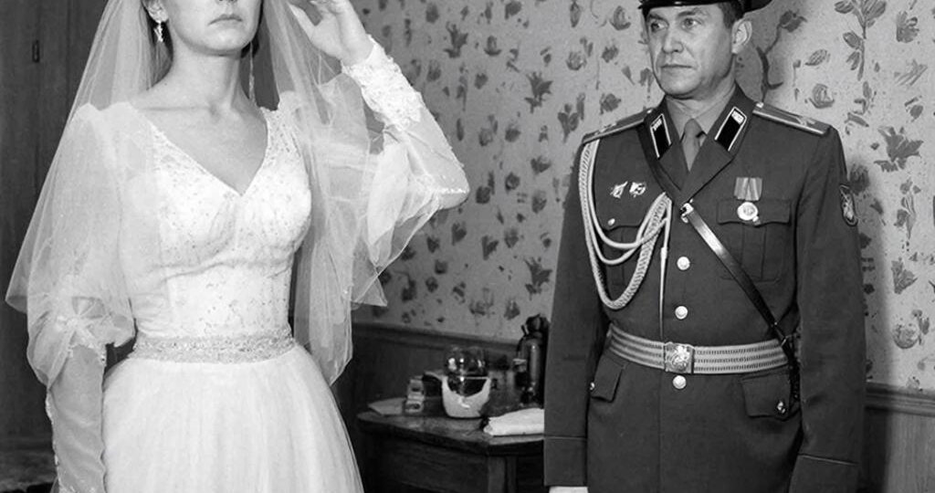 Замужество как приказ: как выходили за офицеров в СССР 80-х