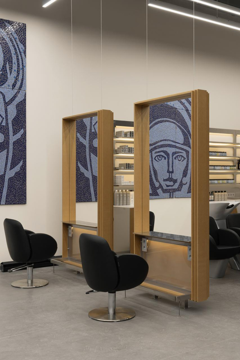 Листайте вправо, чтобы увидеть больше изображений