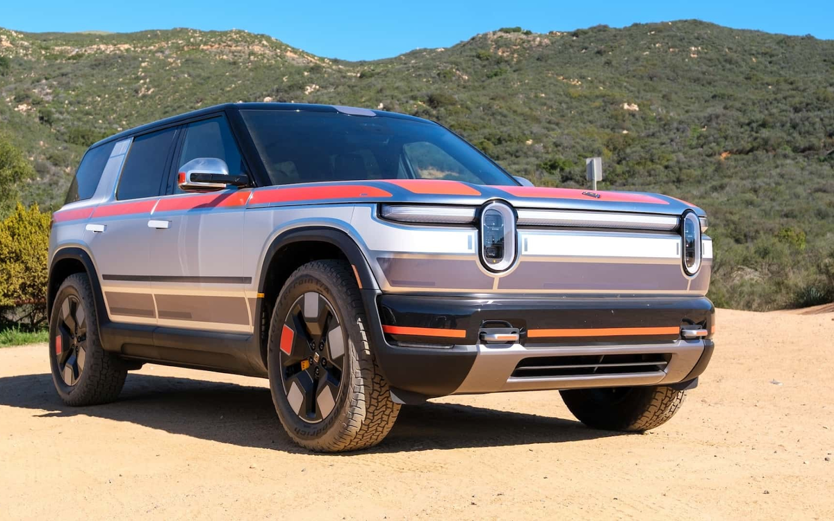 Предсерийный прототип Rivian R2