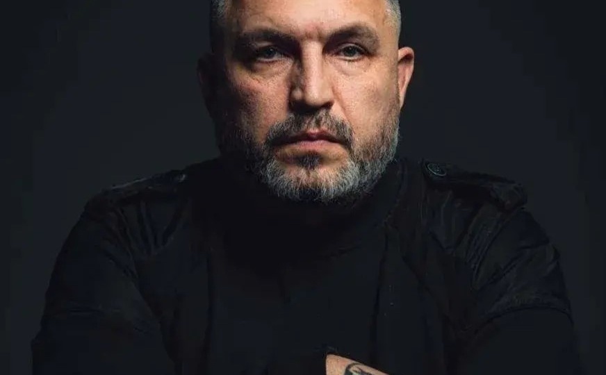 «Две недели под капельницами без голоса»: Костя Кулясов рассказал о перенесенной болезни.