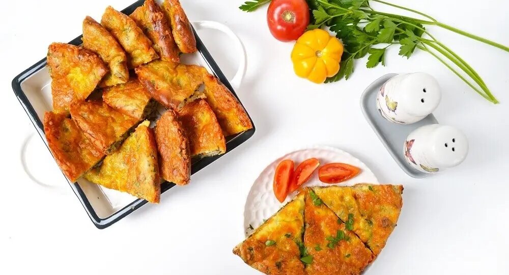 Лепешка с зеленью и сыром в духовке