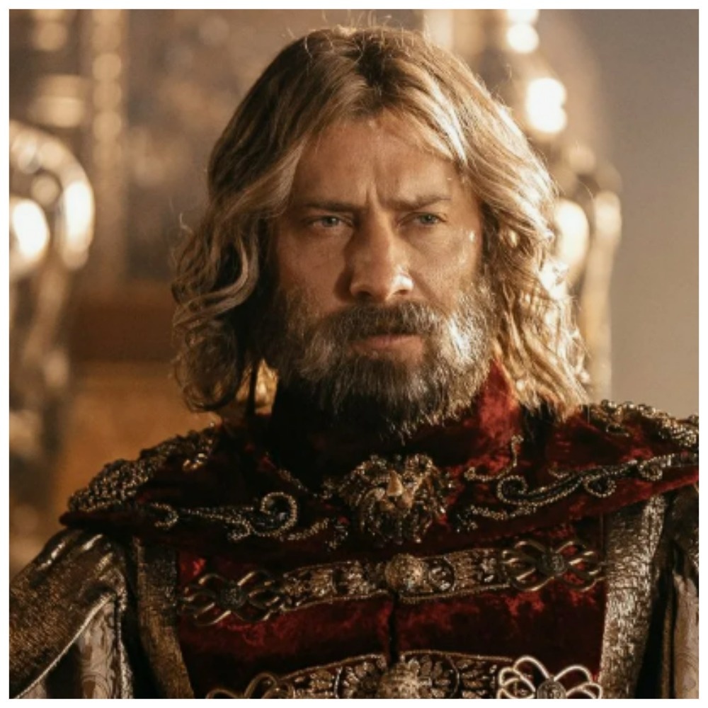 "Мой герой - человек монументальный, а я сам по себе очень импульсивный"