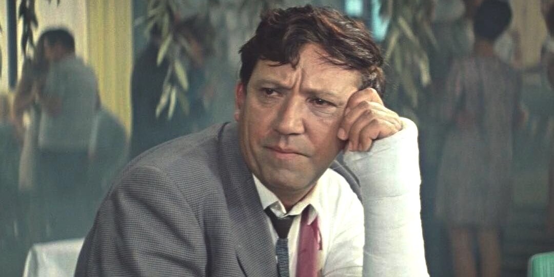 7 секретов Бриллиантовой руки, о которых молчали: Мордюкову переозвучили, Светличную перекрасили