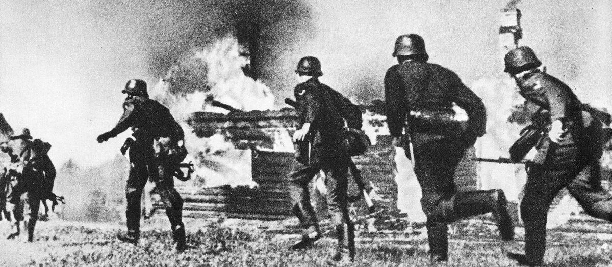 … и несут разрушения и смерть... © Universal History Archive