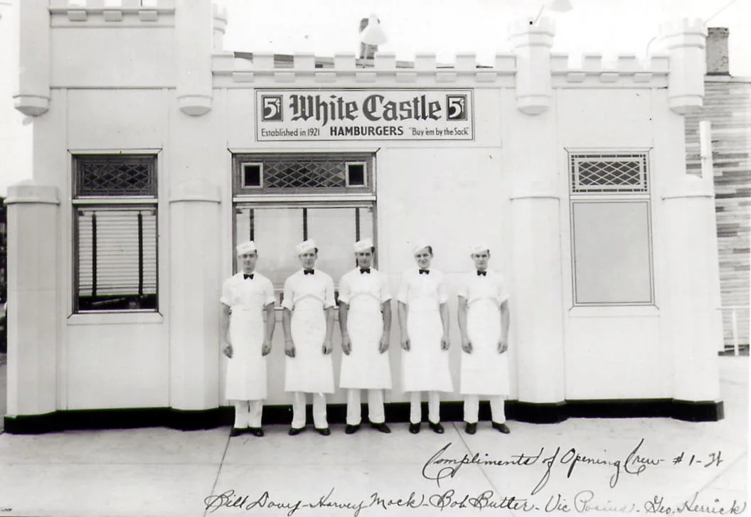 Первая сеть фаст-фуда White Castle, источник: https://www.wrhistoricalsociety.com/white-castle 