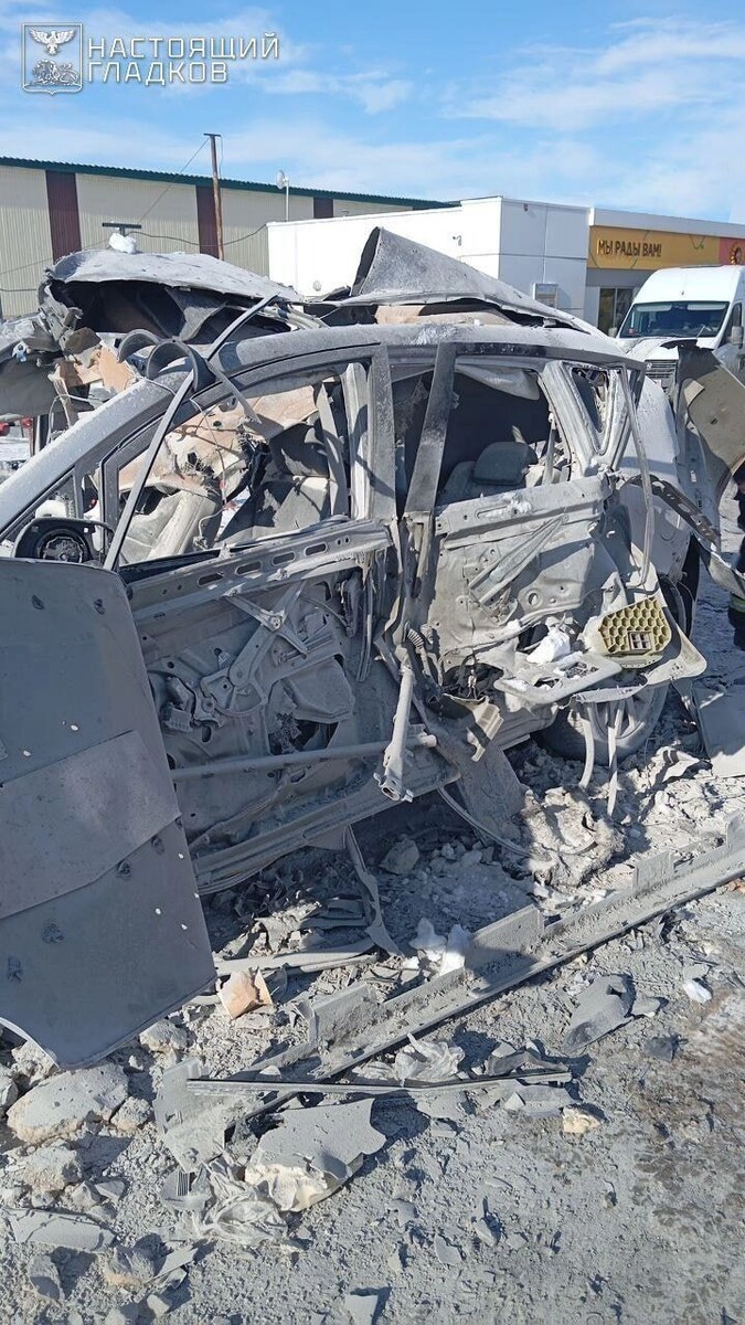    Последствия атаки БПЛА в Дубовом в Белгородском районе 11 февраля   t.me/vvgladkov