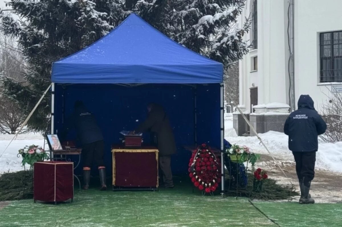    Мать убитого мальчика Паши в Петербурге приедет на похороны