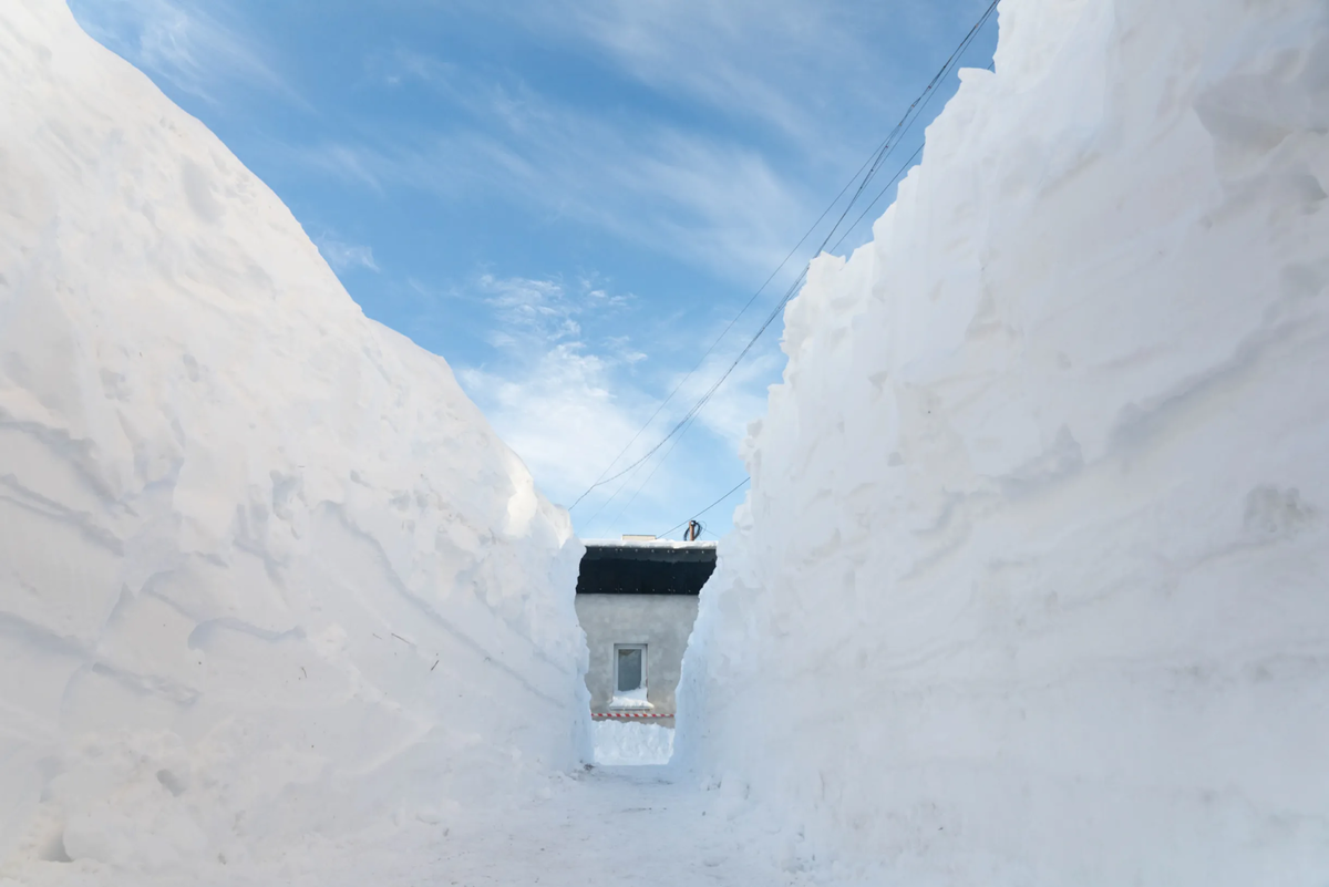 Последствия снегопадов на Камчатке
