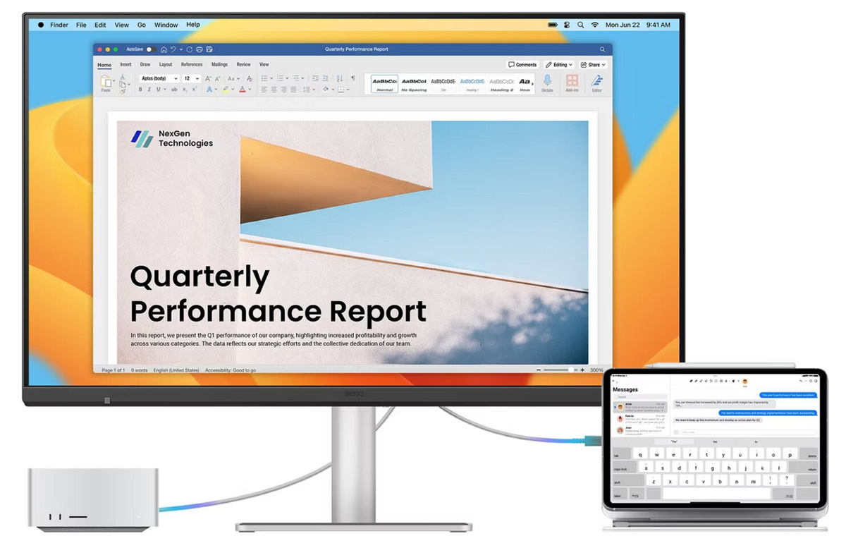монитор с MacBook и iPad