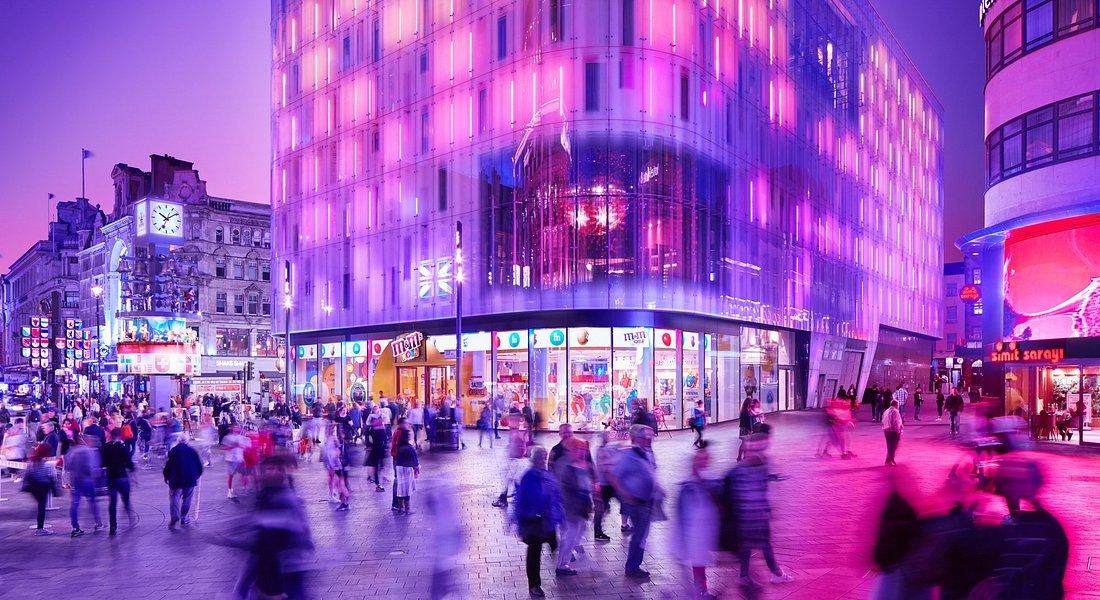  Западный Лондон, Лестер-сквер