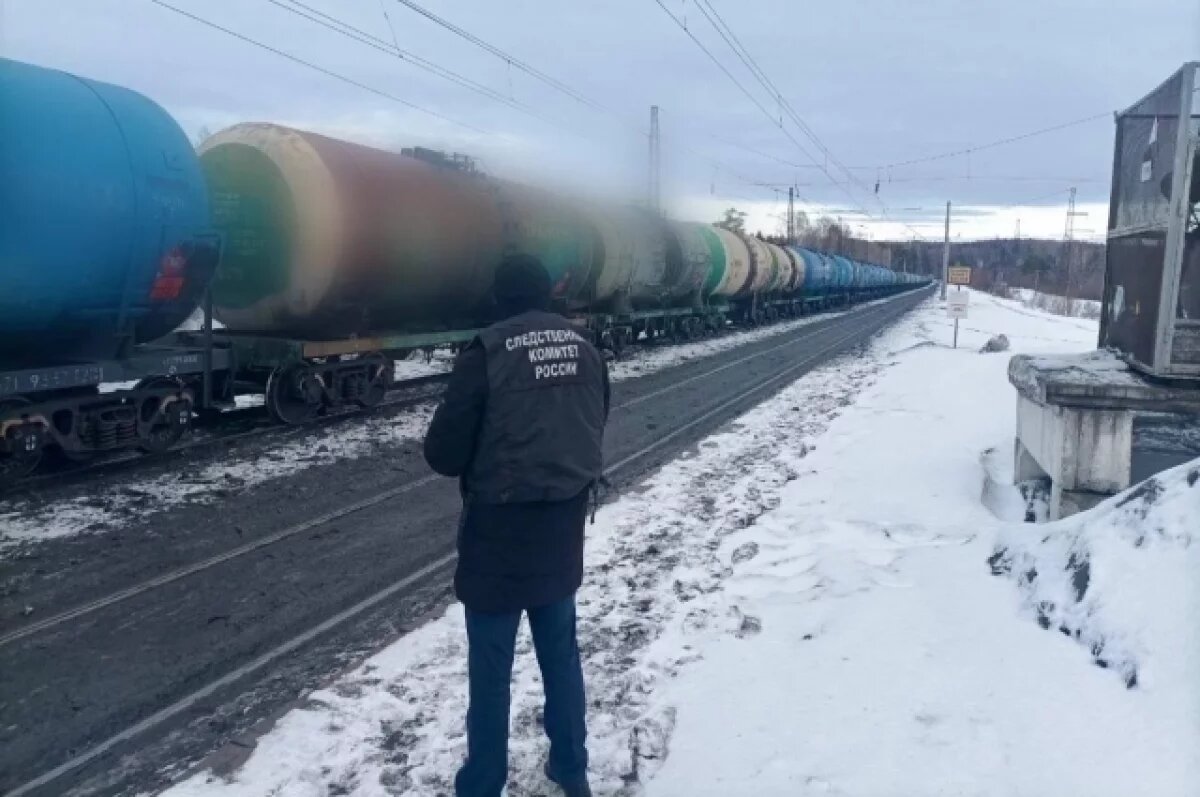    Мужчина погиб под колёсами поезда на перегоне в Красноярском крае