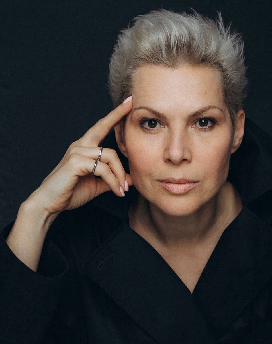    Лика Рулла сообщила о смерти отцаСоцсети Лики Руллы