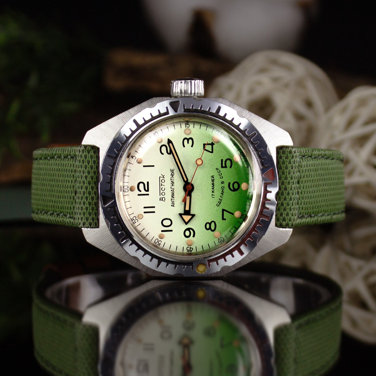 Часы «Восток Антимагнитные» 1983 год