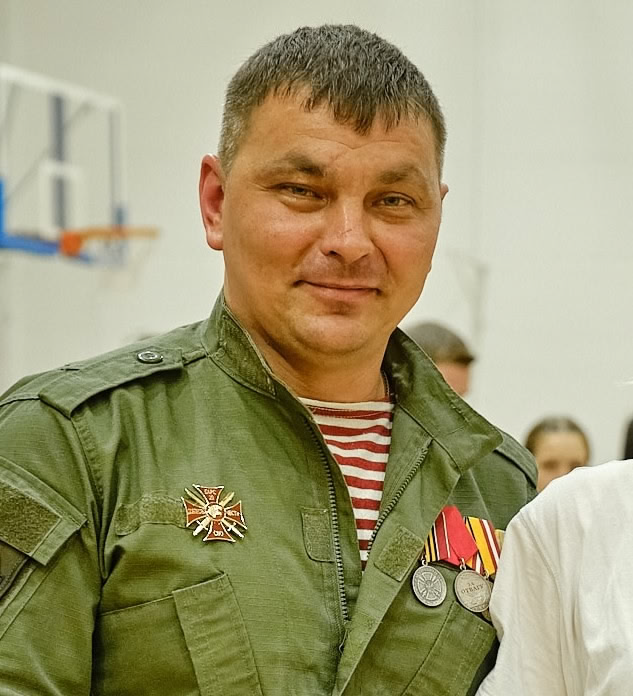 Антон Корчагин, участник программы «СВОй резерв18», член постоянной комиссии по вопросам охраны здоровья граждан, спорту, социальной защите населения и делам ветеранов Глазовской городской Думы восьмого созыва (фракция «ЕДИНАЯ РОССИЯ»)