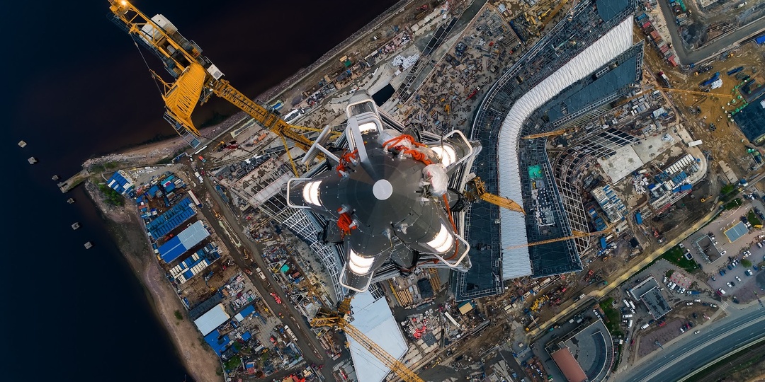 Монтаж на высоте 448 метров. Работа «ПОЛАТИ» на Лахта Центре