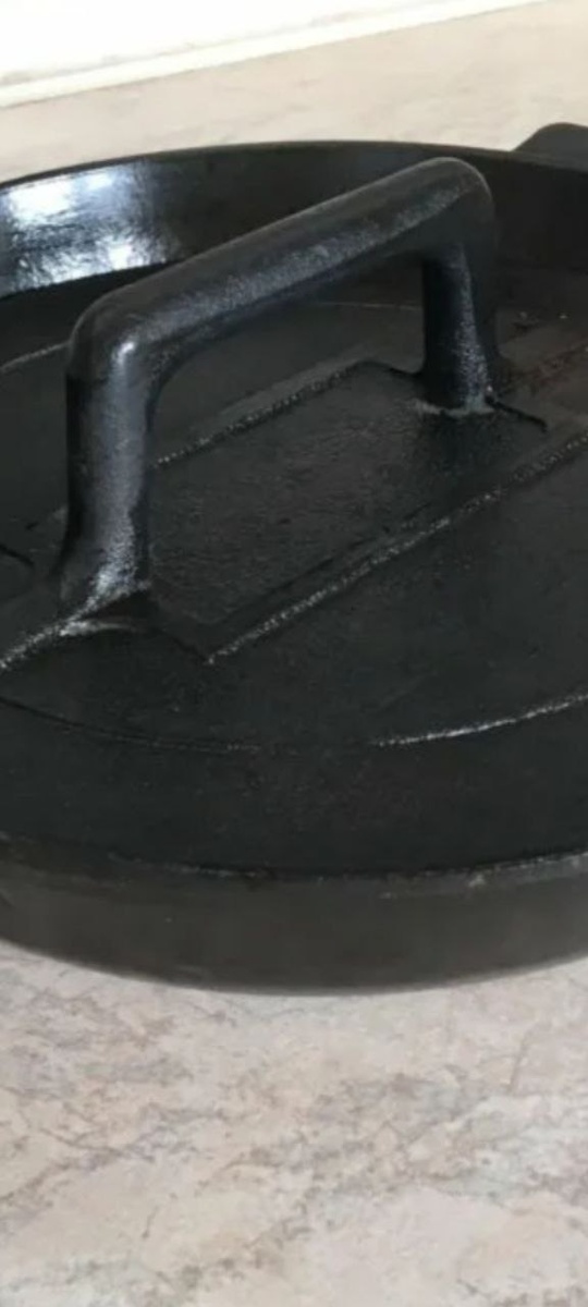 современная сковородка тапака - удобный вриант, именно такие крышки обеспечивают самую лучшую прожарку