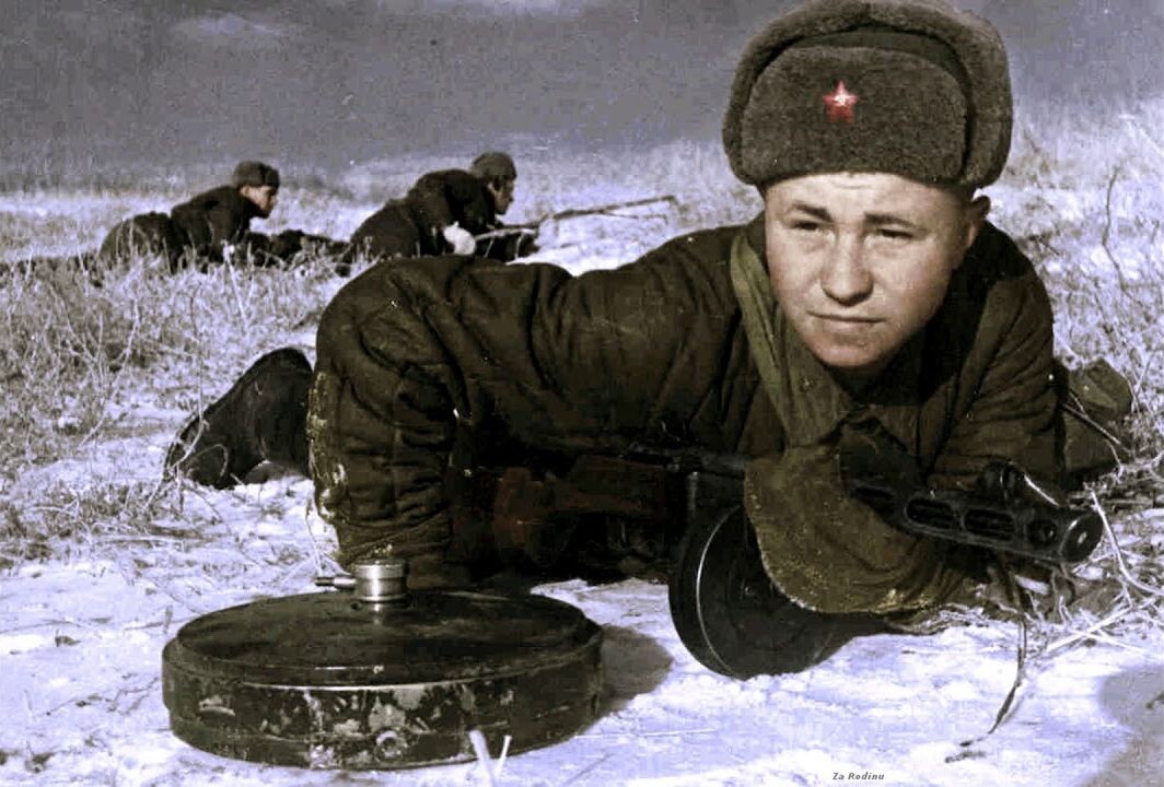 Советские саперы ВОВ. Источник: https://clck.su/OtrwH