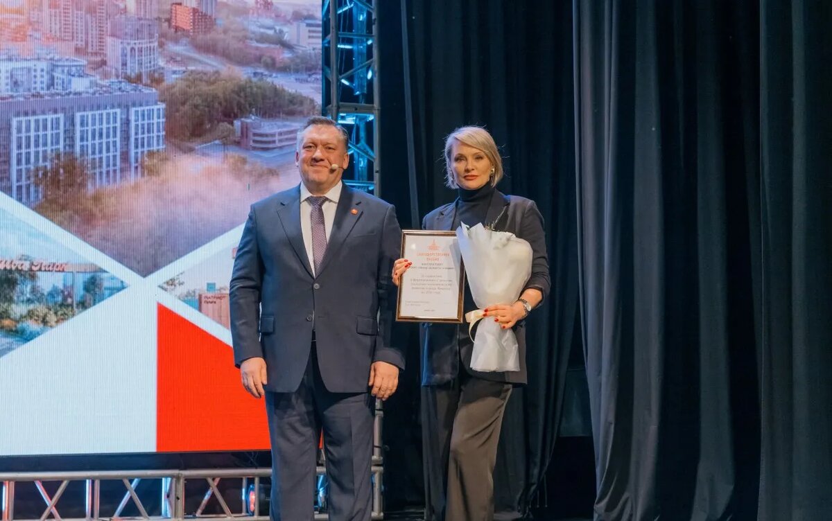    От «Ижиков» до сквера предпринимателей: Глава города наградил создателей лучших проектов