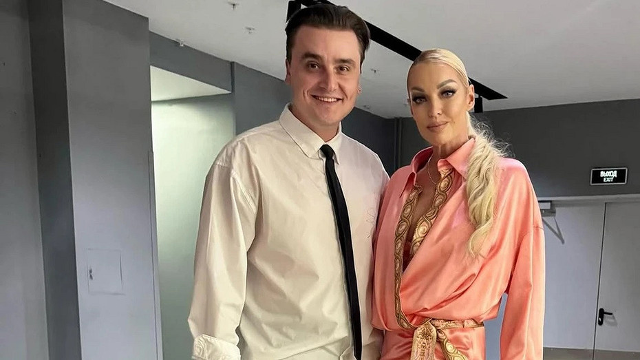 "Такие отношения не во многих семьях есть": Анастасия Волочкова рассказала о романе с танцором Марчелом Абаби