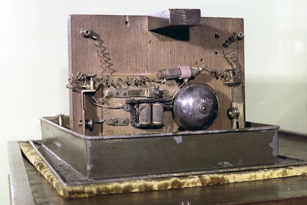    Радиоприемник профессора Александра Степановича Попова. Центральный музей связи имени А. С. Попова. / Фото: В. Бабайлов/РИА Новости