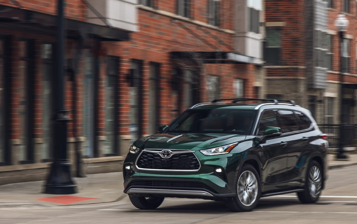 Toyota Highlander уходящего поколения
